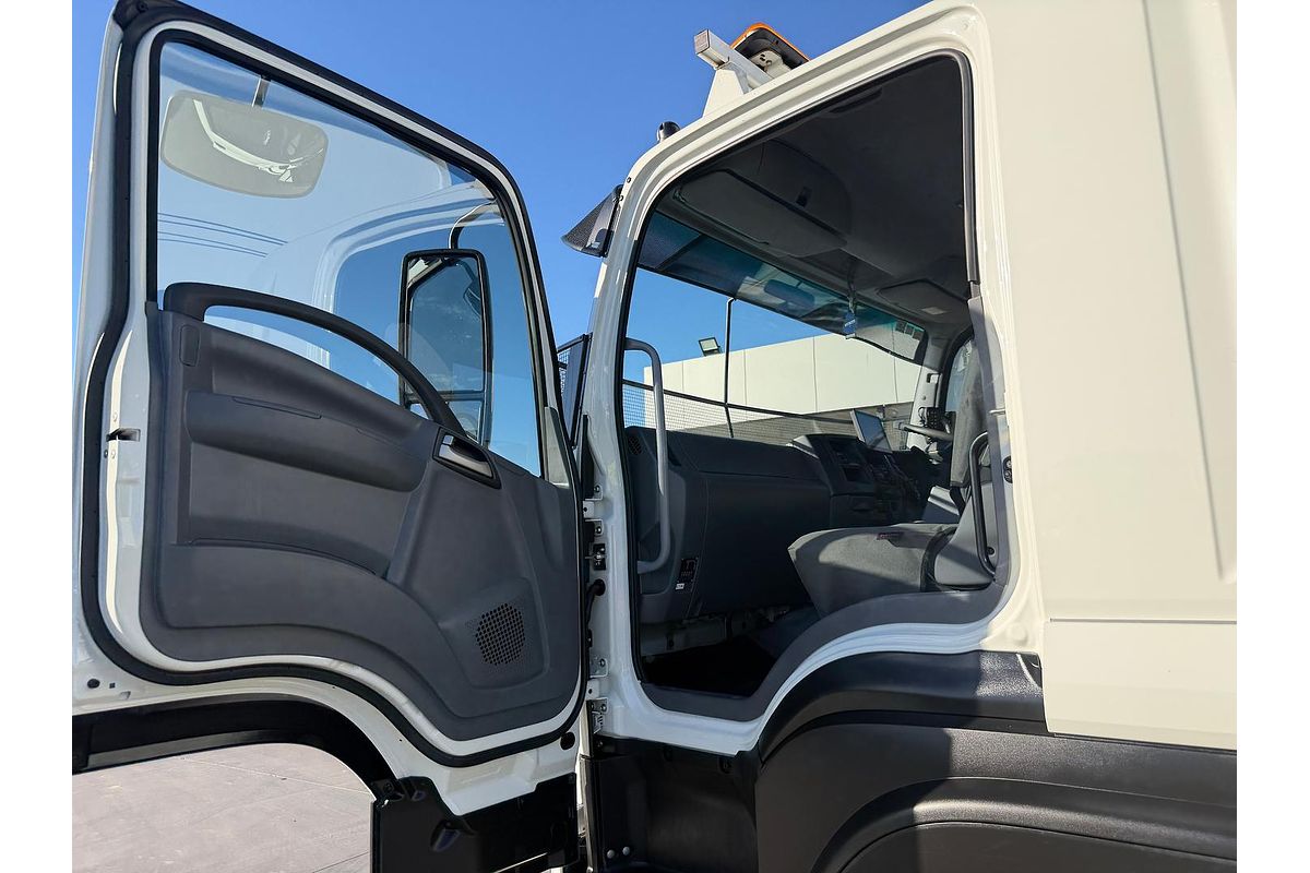 2022 Isuzu F Series FXZ240-350 image 24