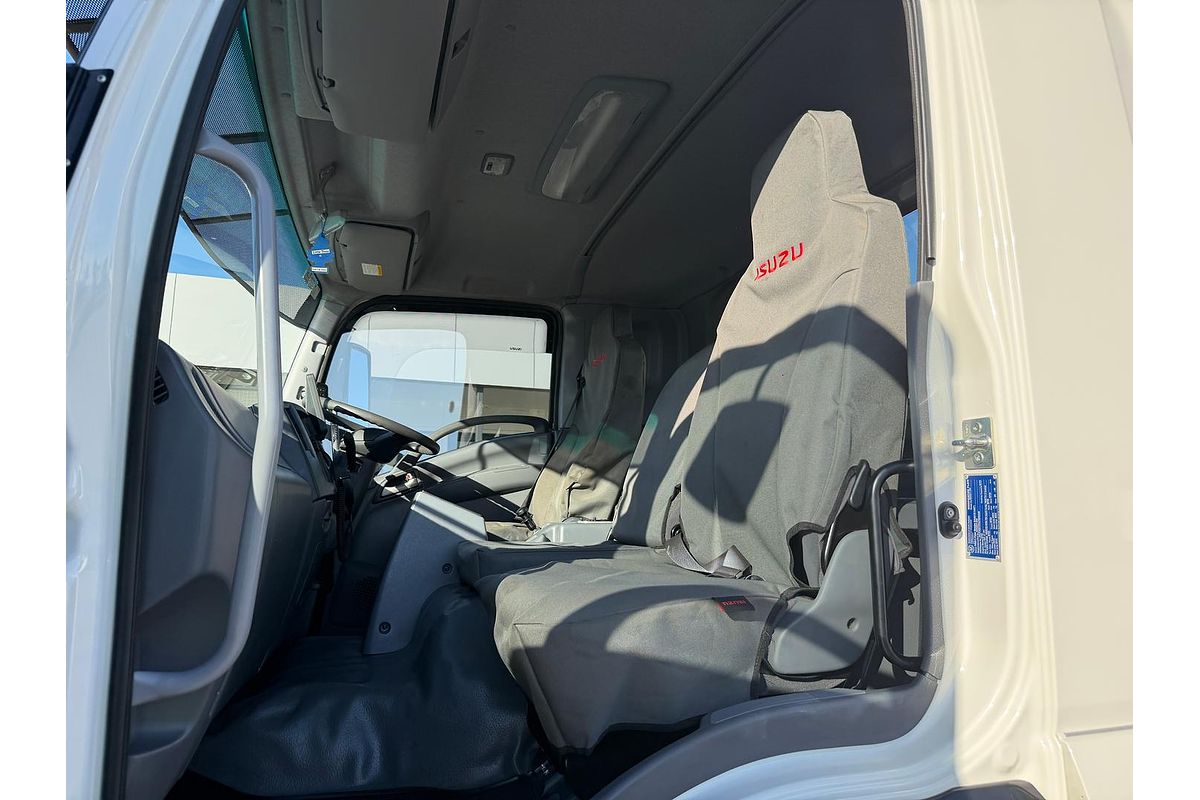 2022 Isuzu F Series FXZ240-350 image 25