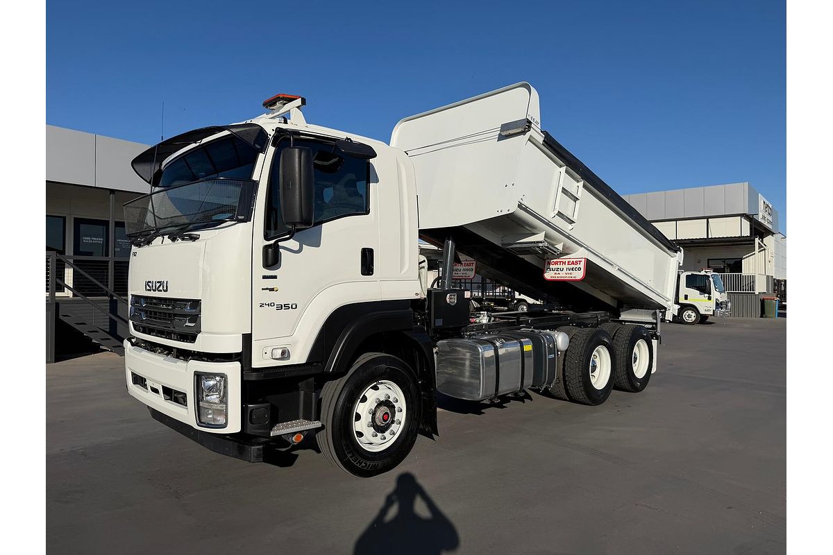 2022 Isuzu F Series FXZ240-350 image 26