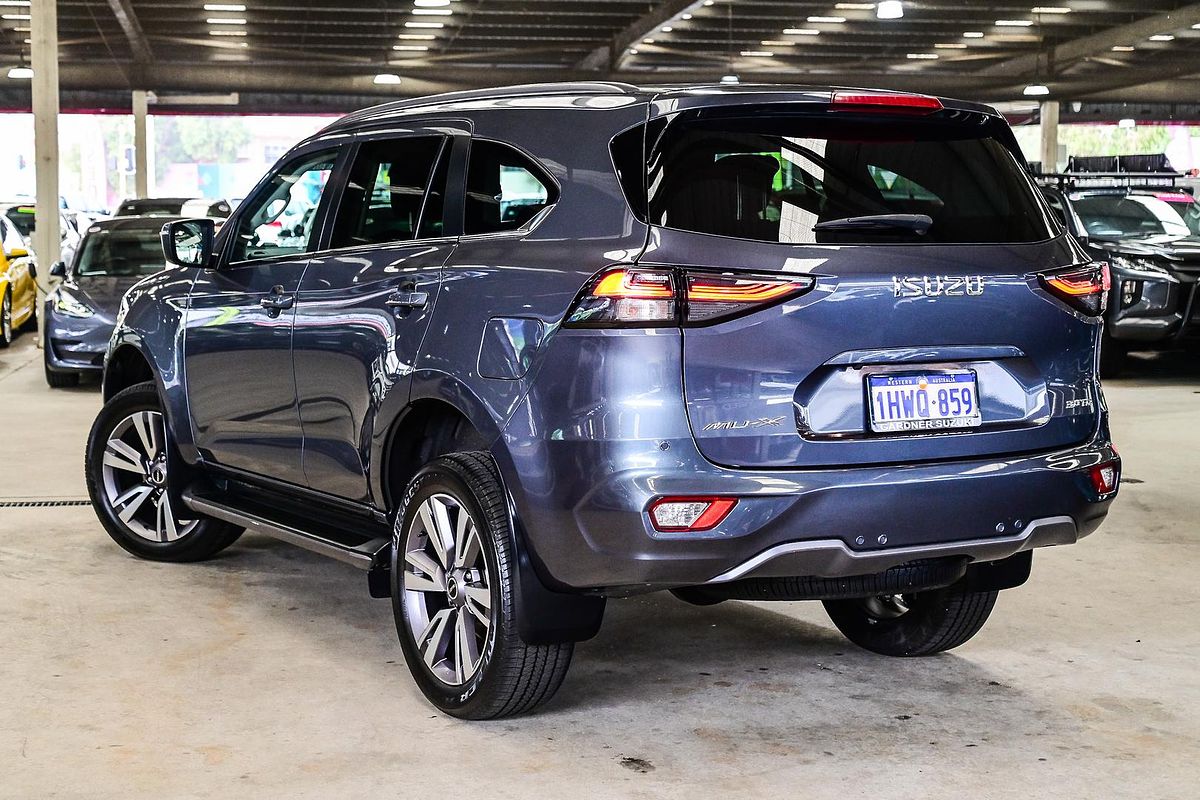 2023 Isuzu MU-X LS-T