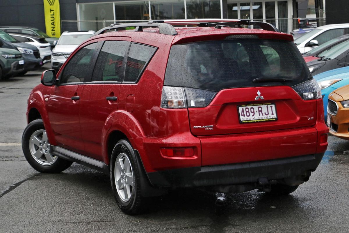 2010 Mitsubishi Outlander LS ZH