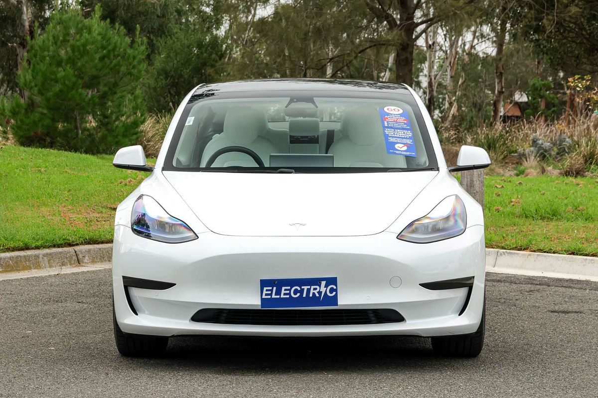 2022 Tesla Model 3 Rear-Wheel Drive