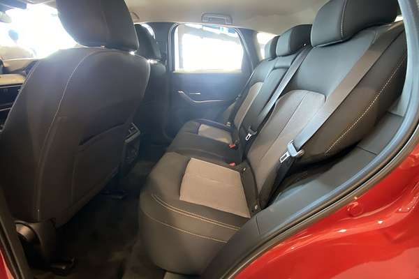 2025 Mazda CX-60 P50e Pure KH Series thumb-31