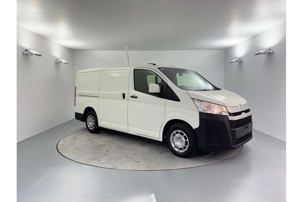 2022 Toyota Hiace GDH300R LWB