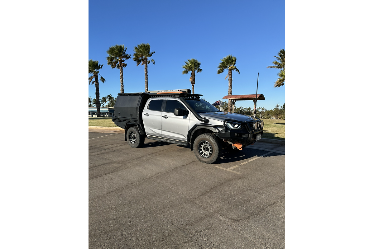 2022 Isuzu D-MAX X-TERRAIN 4X4