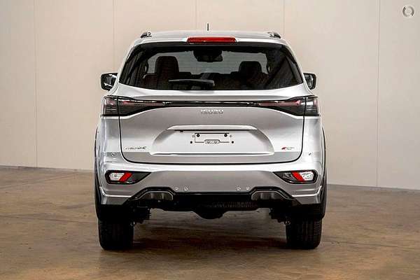 2026 Isuzu MU-X X-TERRAIN thumb-2