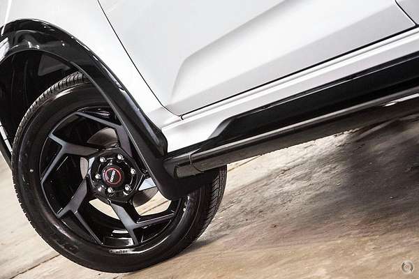 2026 Isuzu MU-X X-TERRAIN thumb-7