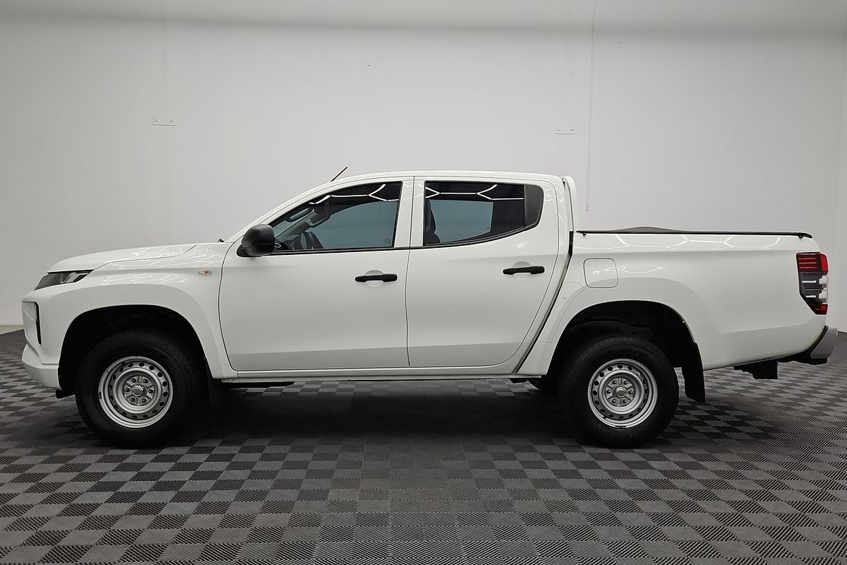 2022 Mitsubishi Triton GLX MR Rear Wheel Drive