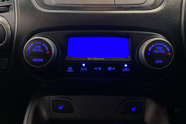 2014 Hyundai ix35 Highlander Series II thumb-29