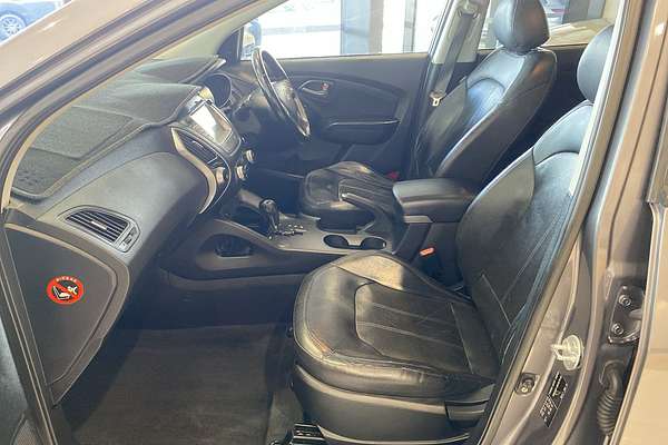 2014 Hyundai ix35 Highlander Series II thumb-32