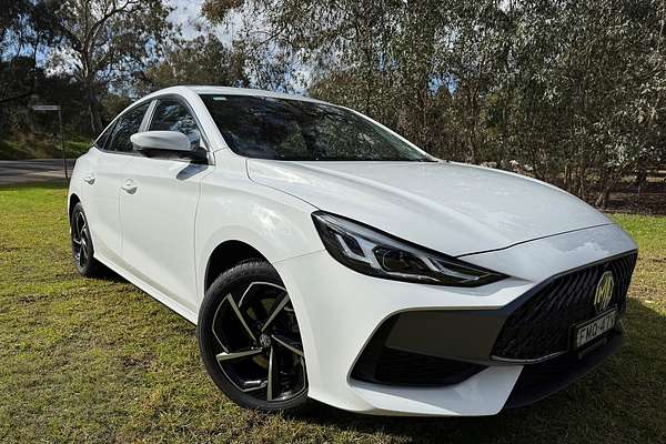 2024 MG MG5 Essence