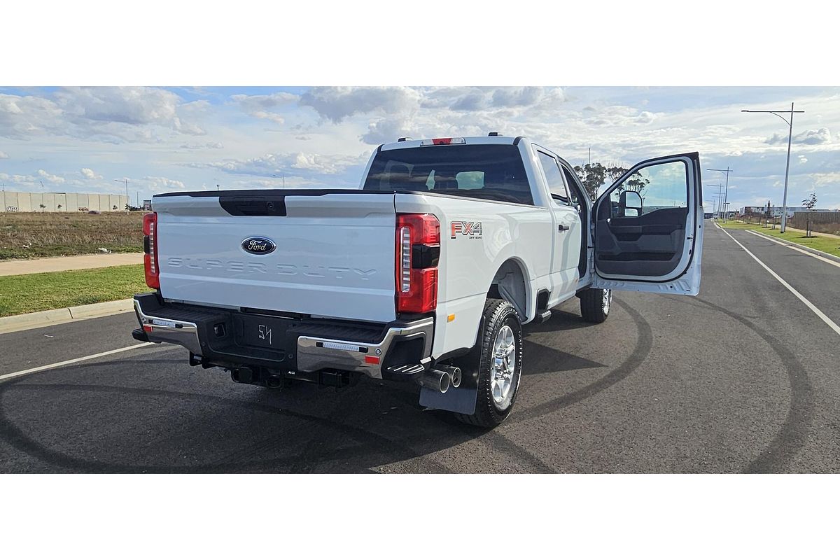 2024 Ford F250 XLT 4X4 image 13