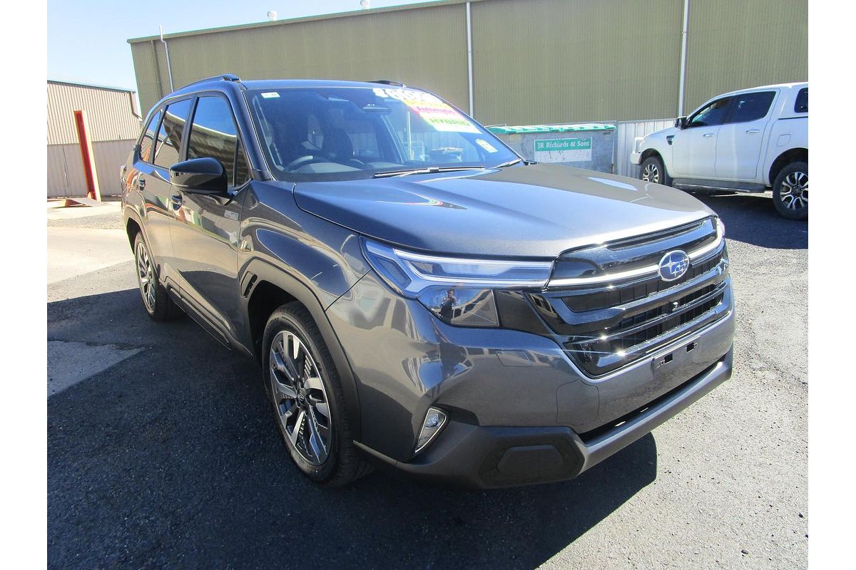 2025 Subaru Forester Hybrid Touring S6