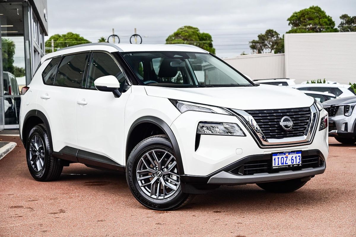 2025 Nissan X-TRAIL ST T33