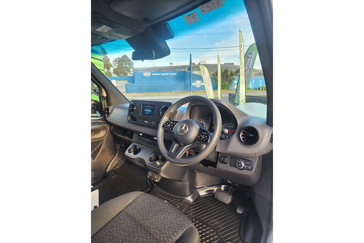 2019 Mercedes-Benz Sprinter 416CDI VS30 LWB High Roof image 14
