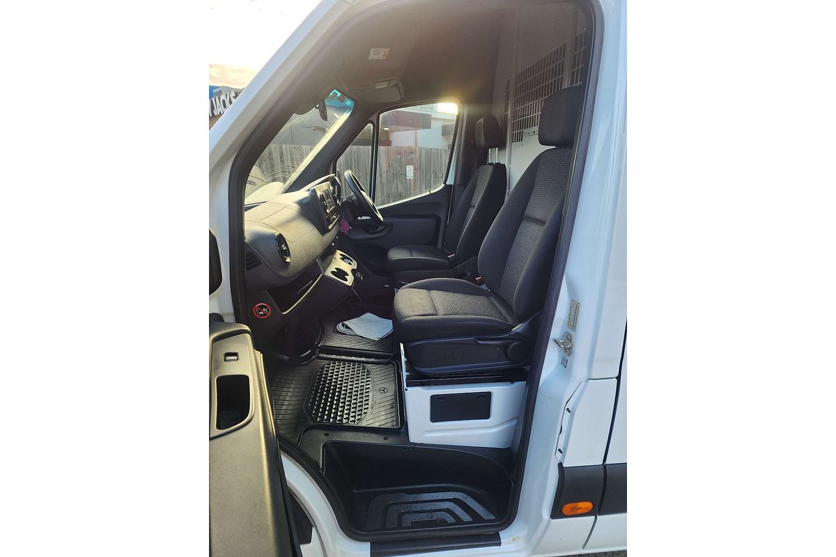 2019 Mercedes-Benz Sprinter 416CDI VS30 LWB High Roof image 16