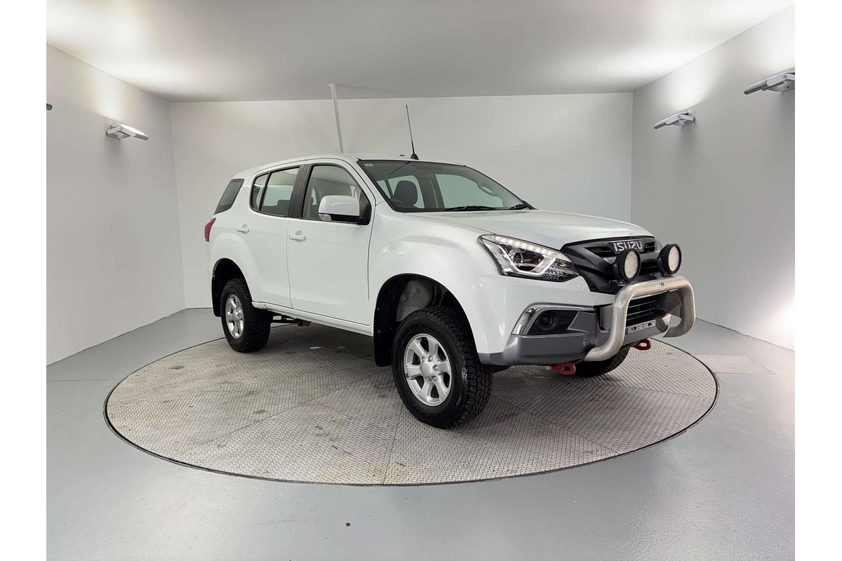 2019 Isuzu MU-X LS-M