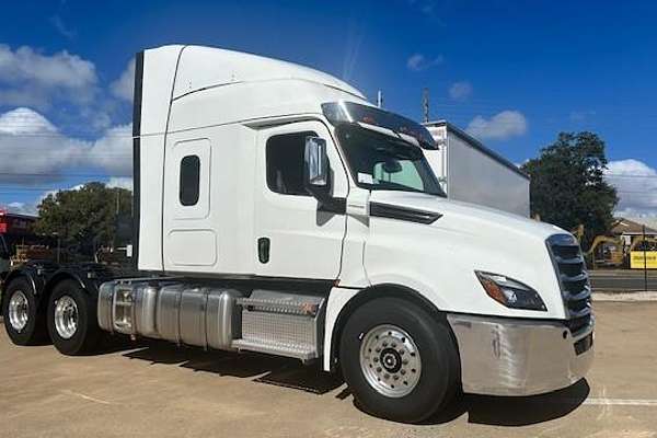 2026 Freightliner Cascadia 126