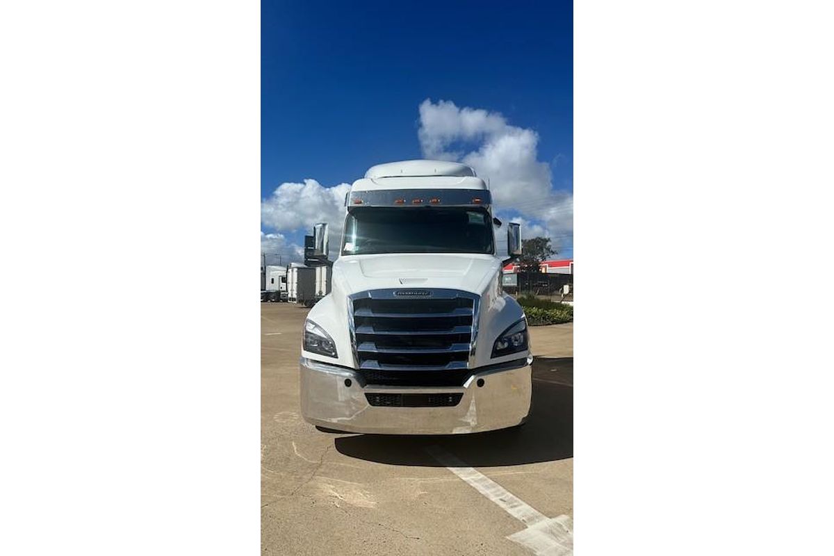 2026 Freightliner Cascadia 126 image 3