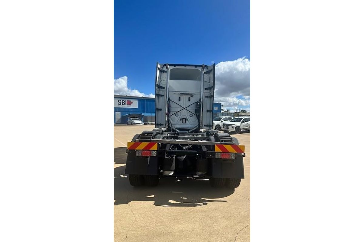 2026 Freightliner Cascadia 126 image 6