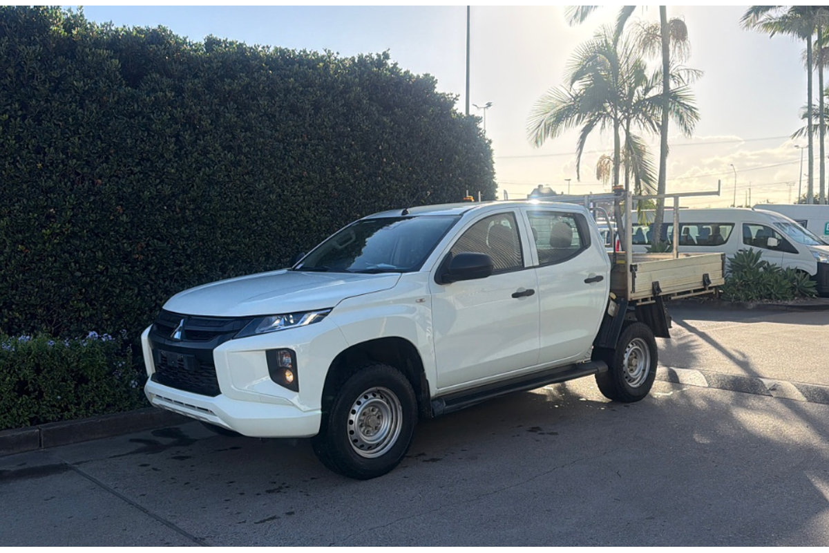 2022 Mitsubishi Triton GLX MR 4X4