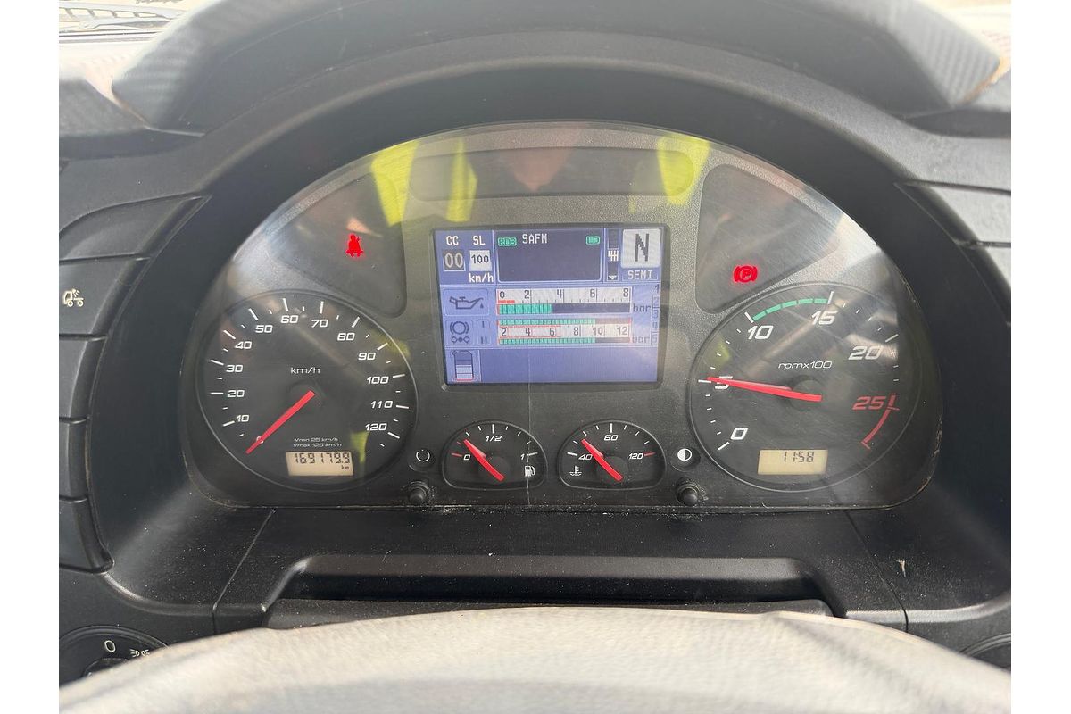 2014 IVECO Stralis 450 image 22