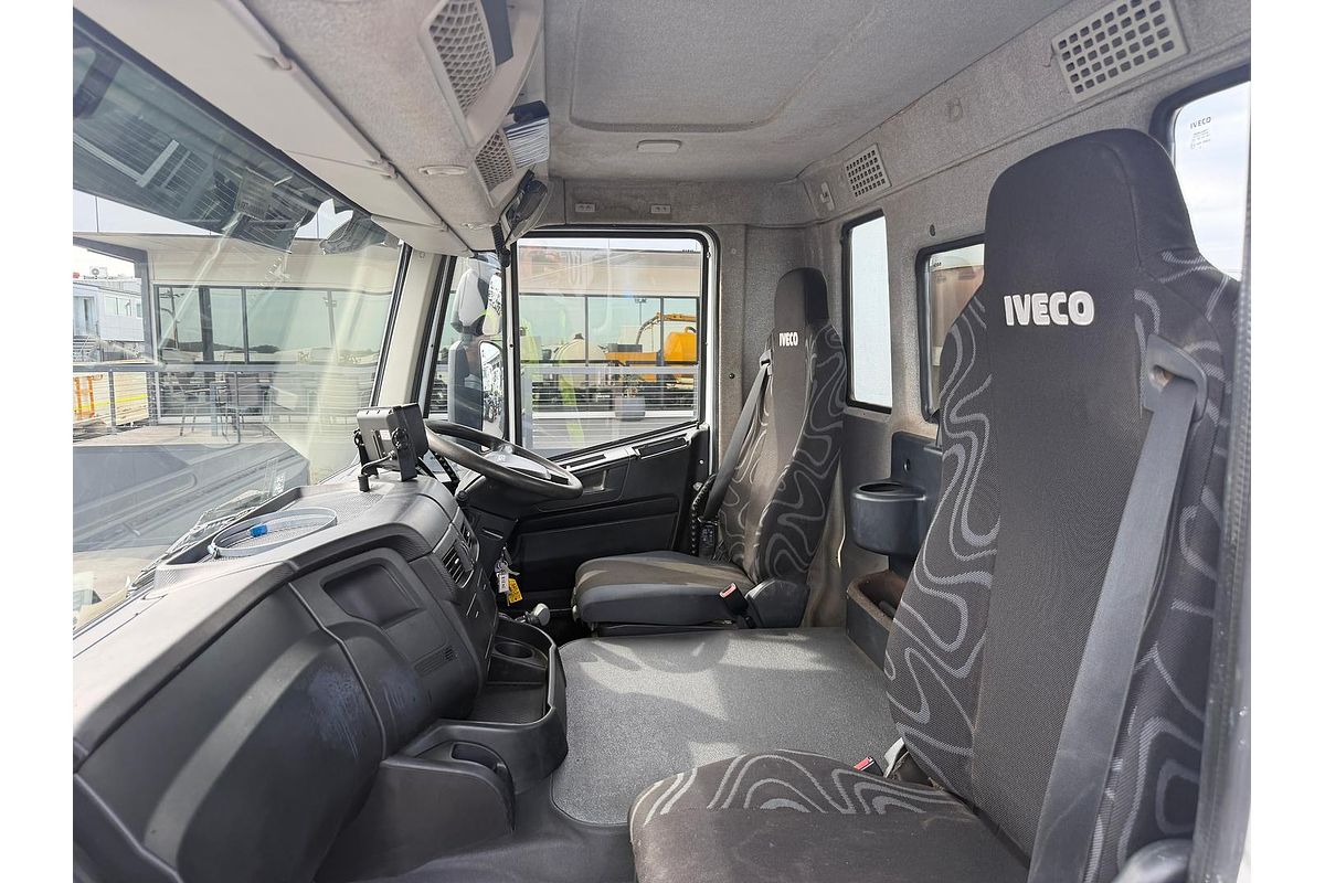 2014 IVECO Stralis 450 image 32