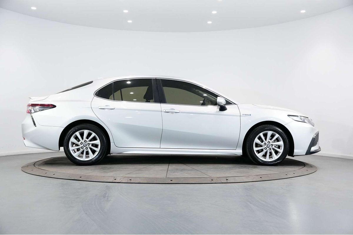 2022 Toyota Camry Ascent Sport AXVH70R