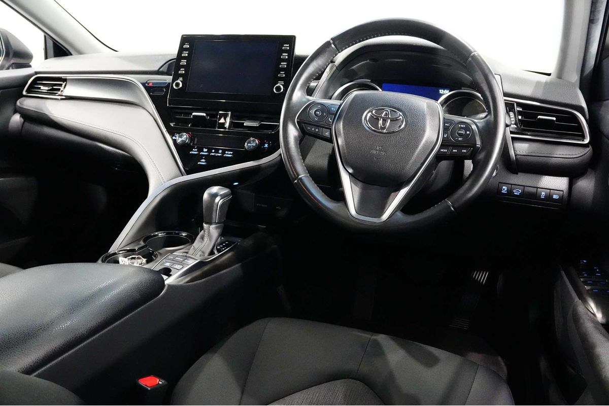 2022 Toyota Camry Ascent Sport AXVH70R