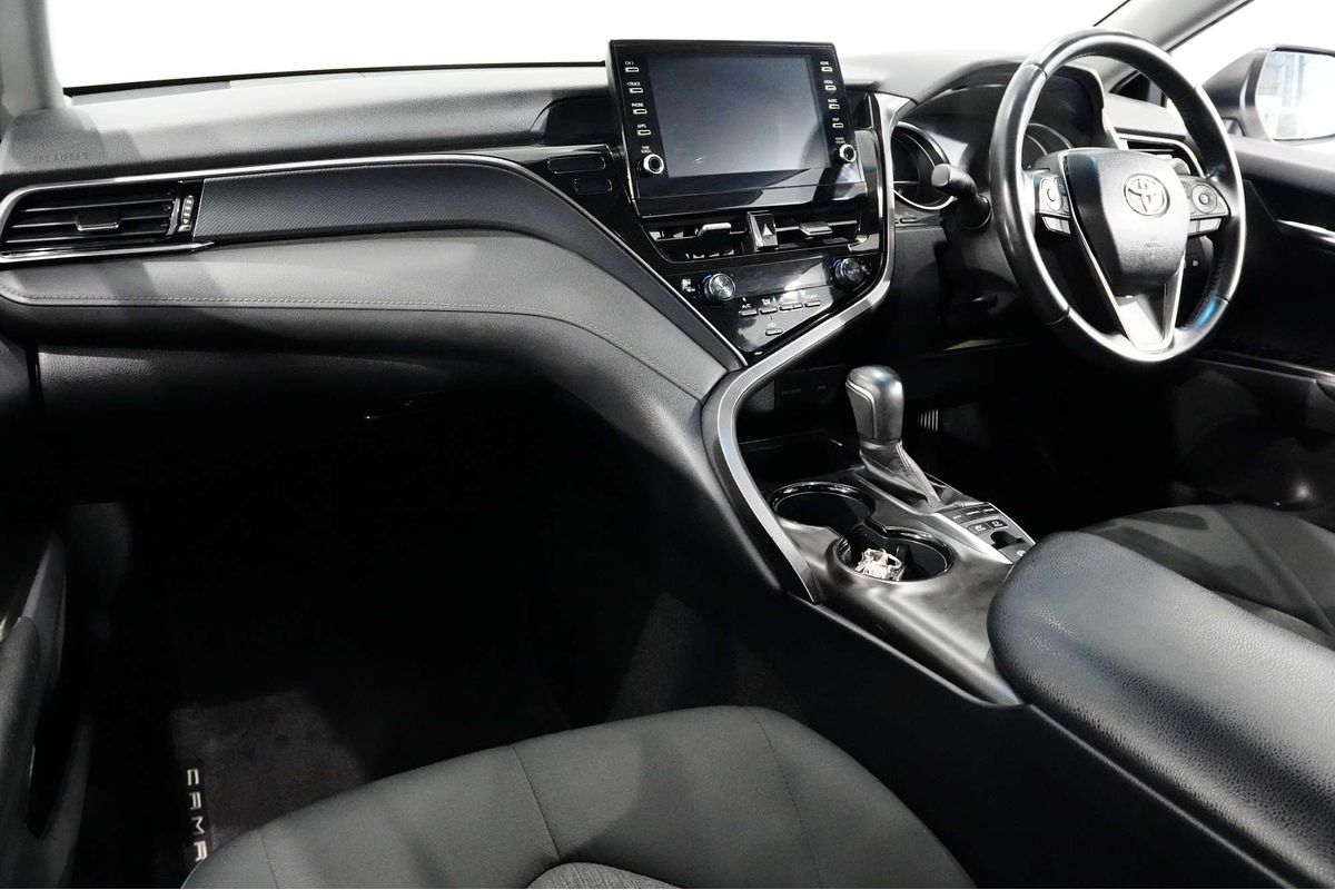 2022 Toyota Camry Ascent Sport AXVH70R