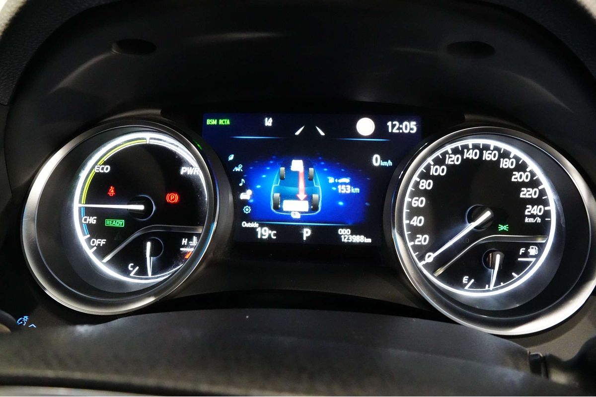 2022 Toyota Camry Ascent Sport AXVH70R