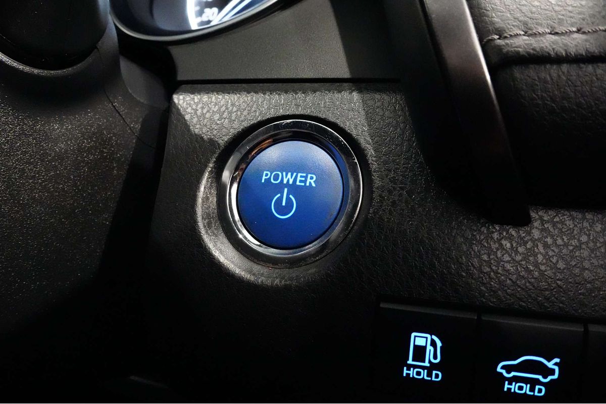 2022 Toyota Camry Ascent Sport AXVH70R