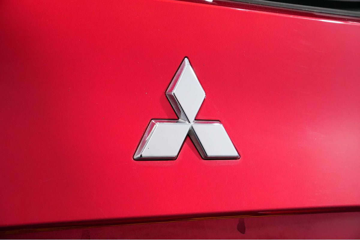 2021 Mitsubishi Outlander ES ZM