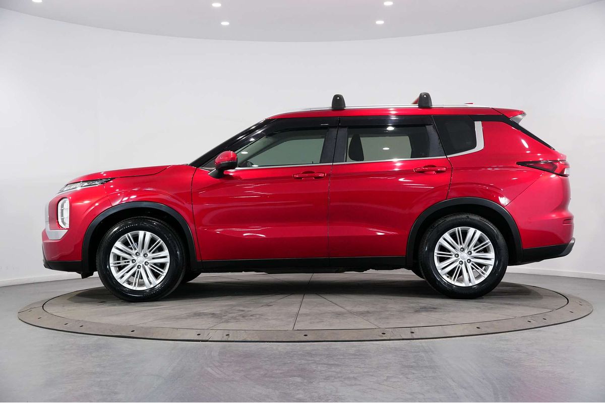 2021 Mitsubishi Outlander ES ZM