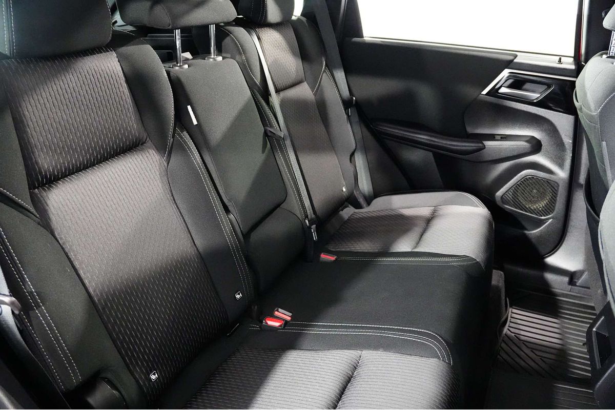 2021 Mitsubishi Outlander ES ZM