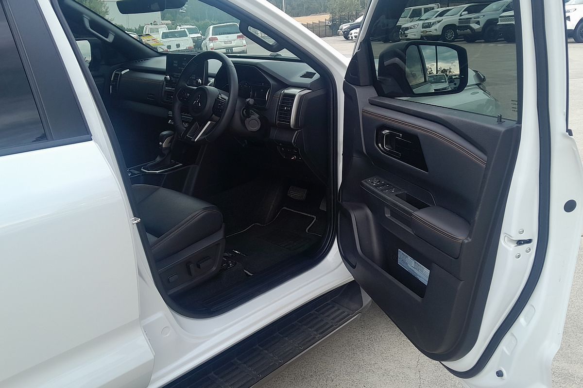2024 Mitsubishi Triton GSR MV 4X4