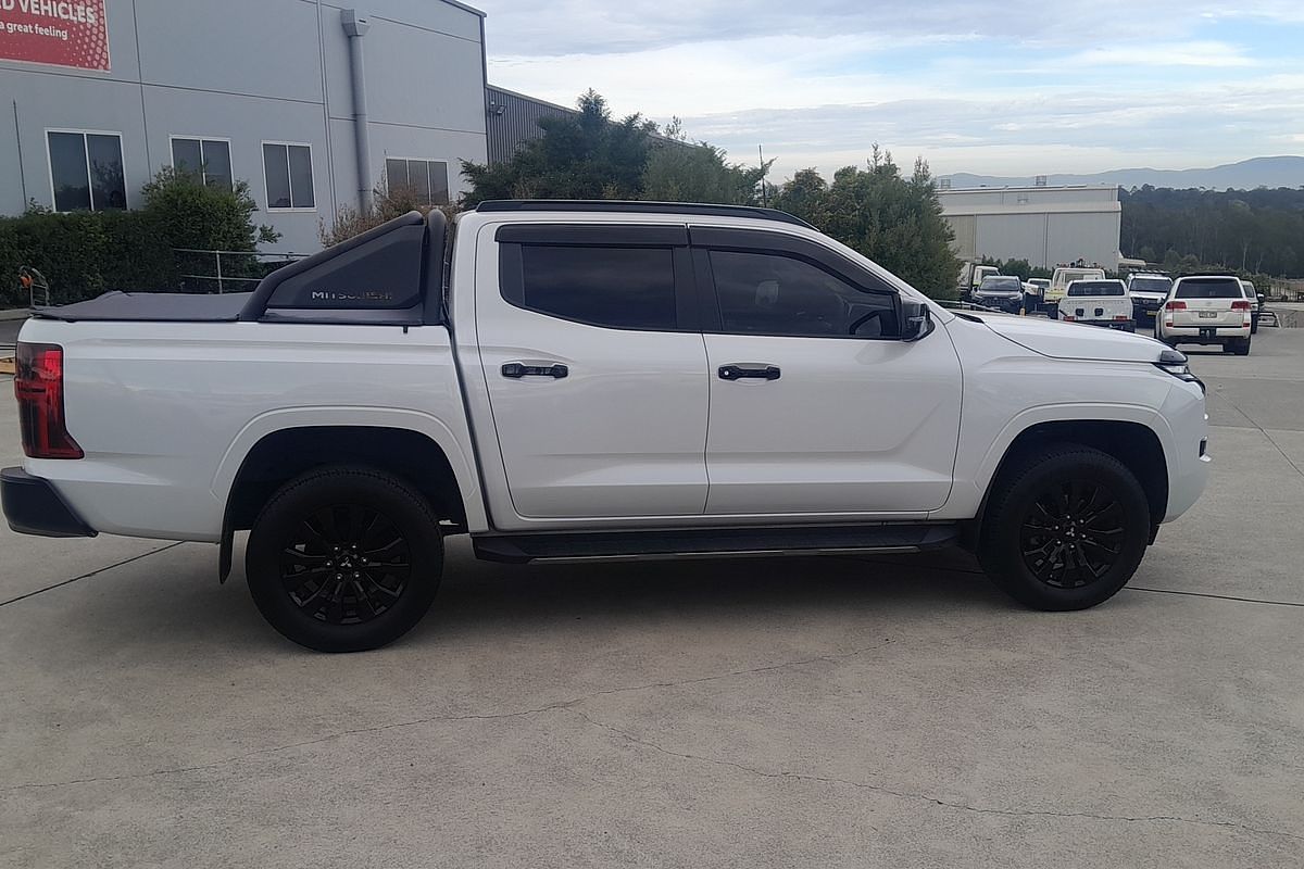 2024 Mitsubishi Triton GSR MV 4X4