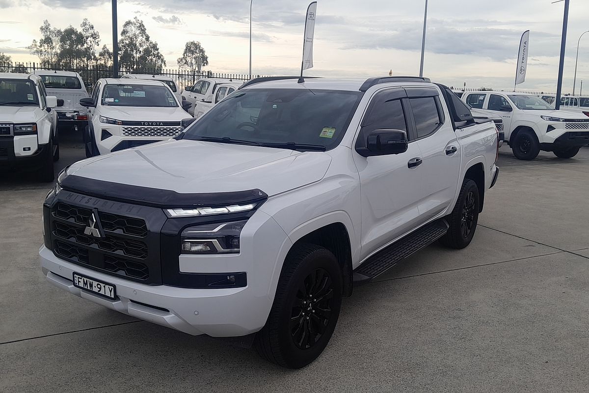 2024 Mitsubishi Triton GSR MV 4X4