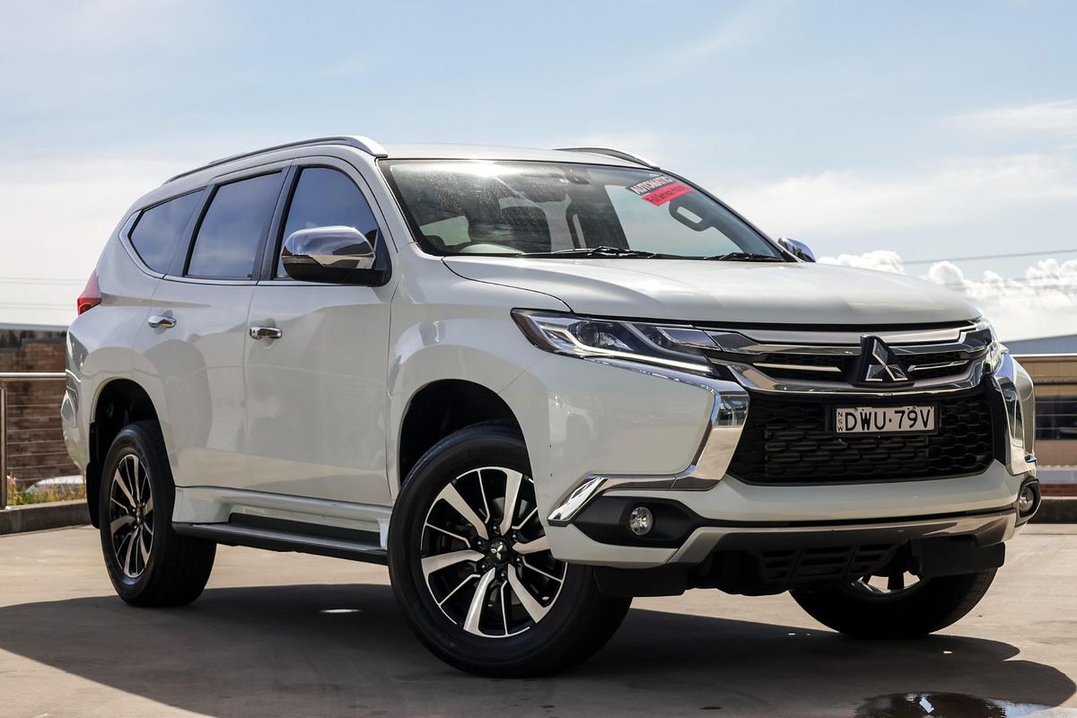 2017 Mitsubishi Pajero Sport GLS QE