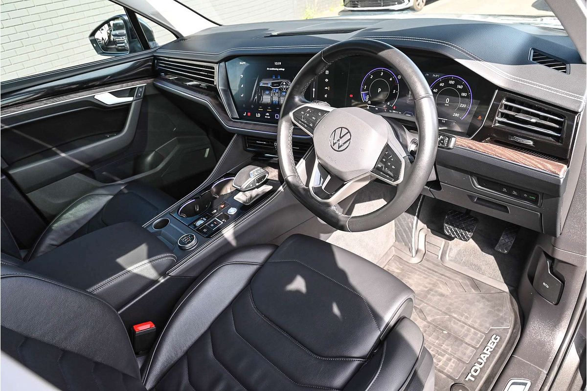 2024 Volkswagen Touareg 170TDI RC