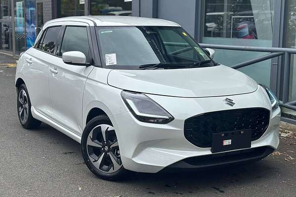 2025 Suzuki Swift Hybrid GLX UZ