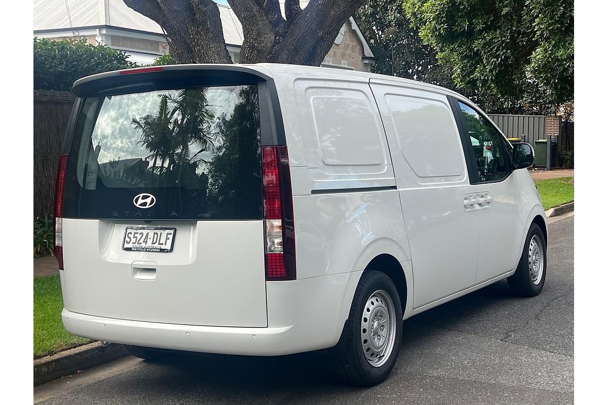 2026 Hyundai STARIA LOAD US4.V3