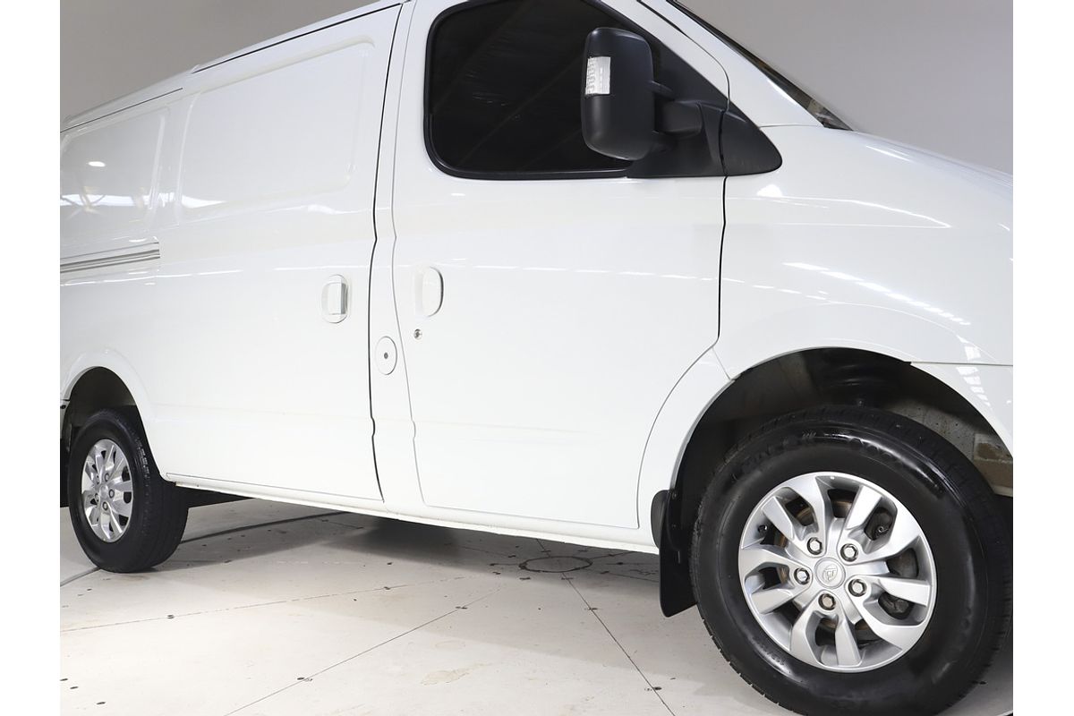 2024 LDV V80 SWB Low Roof image 8