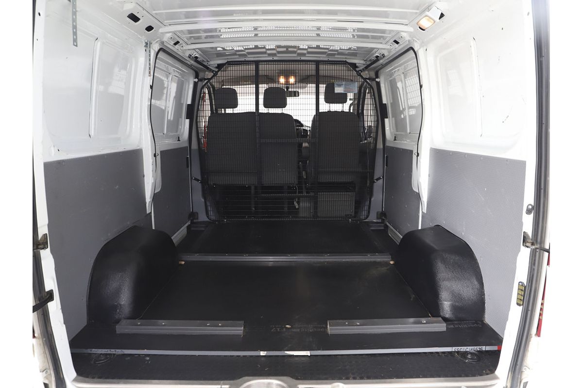 2024 LDV V80 SWB Low Roof image 16
