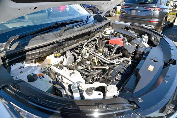 2025 Mitsubishi Outlander Exceed ZM thumb-7