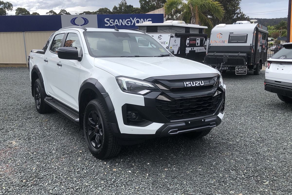 2025 Isuzu D-MAX X-TERRAIN 4X4