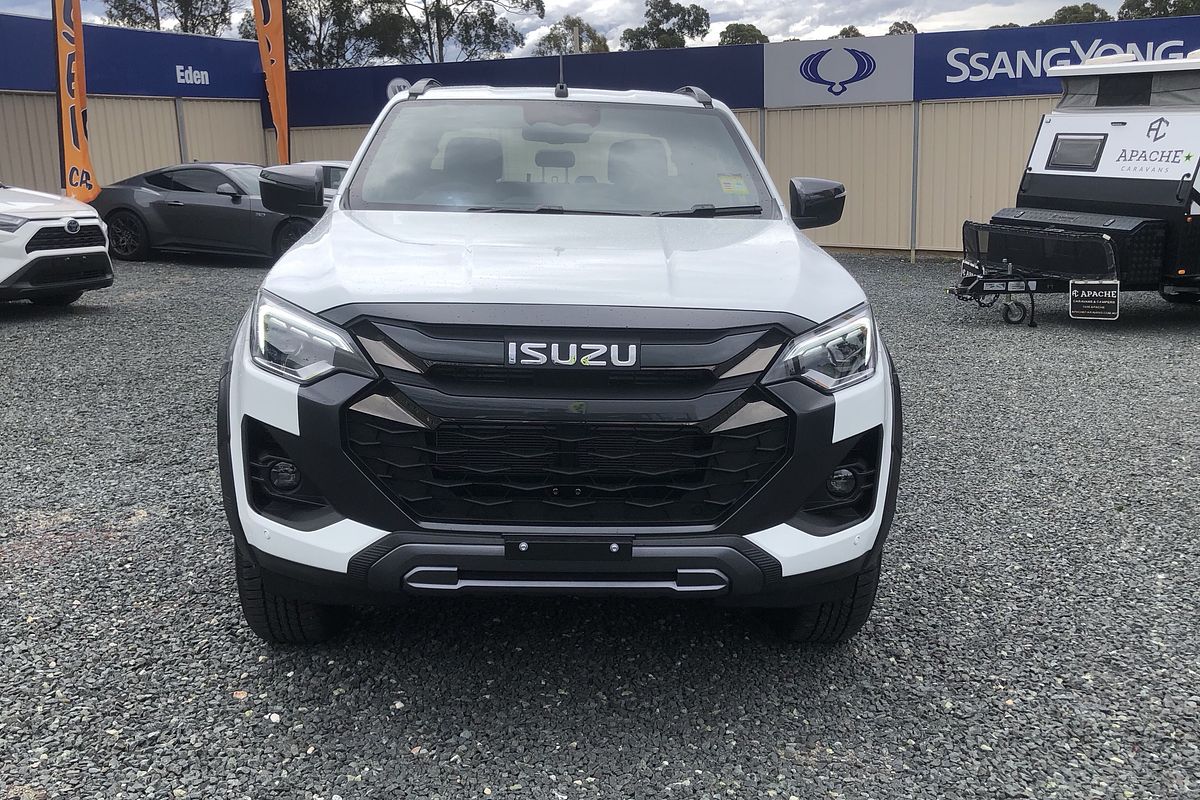 2025 Isuzu D-MAX X-TERRAIN 4X4