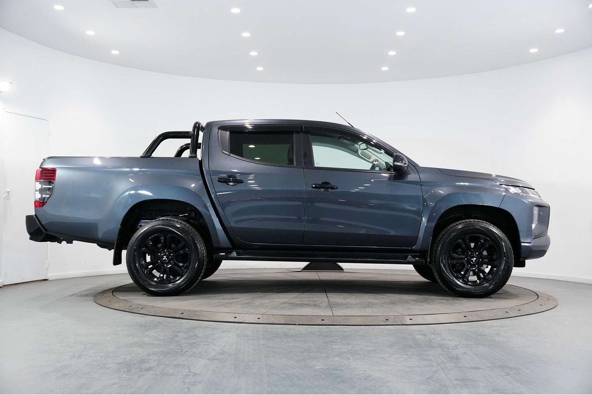 2022 Mitsubishi Triton GSR MR 4X4