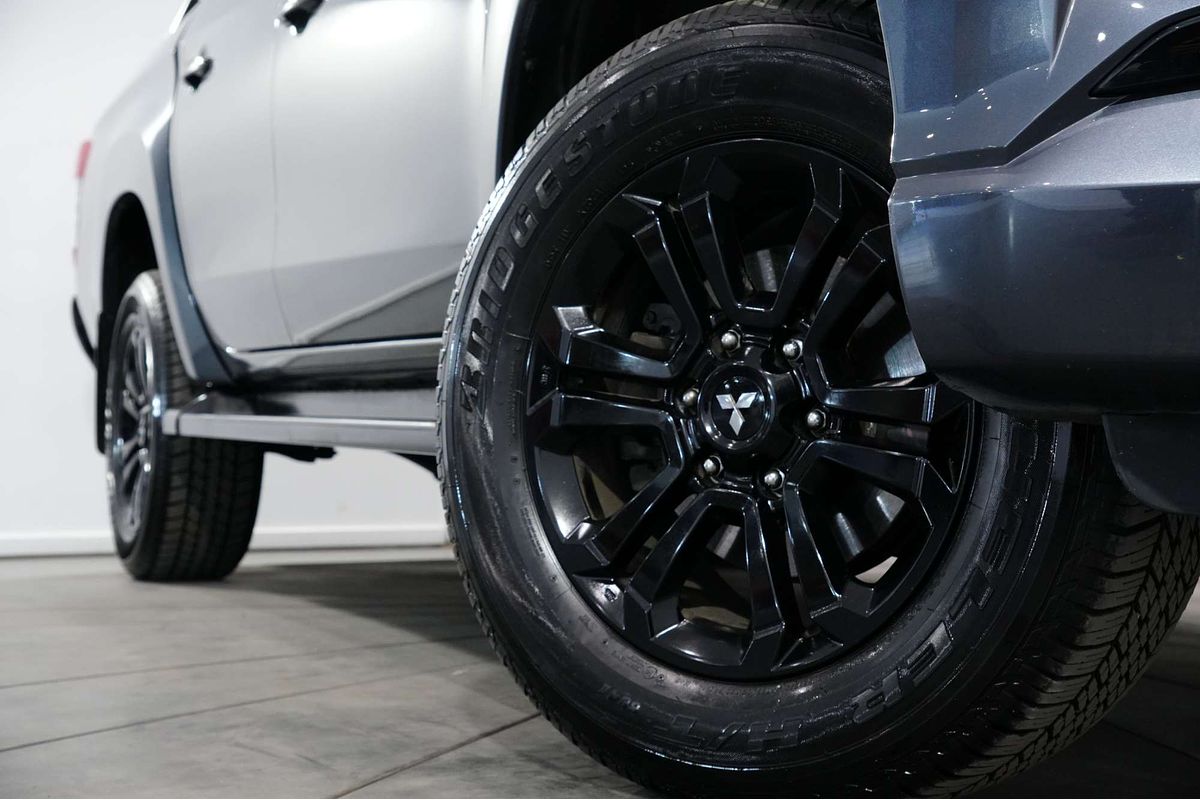 2022 Mitsubishi Triton GSR MR 4X4