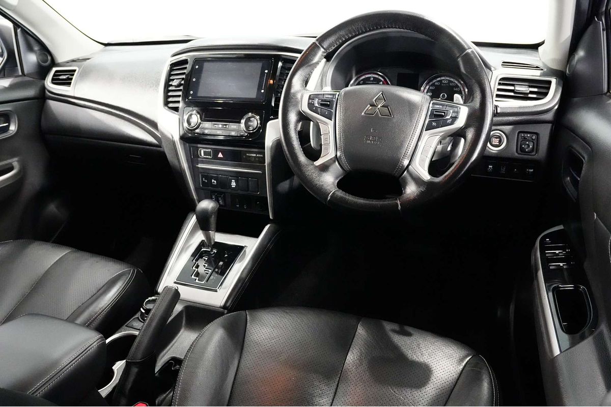 2022 Mitsubishi Triton GSR MR 4X4